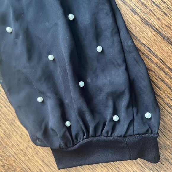 CeCe Women's Mixed Media Pearl-Stud Top in Rich Black - Small - Picture 4 of 9